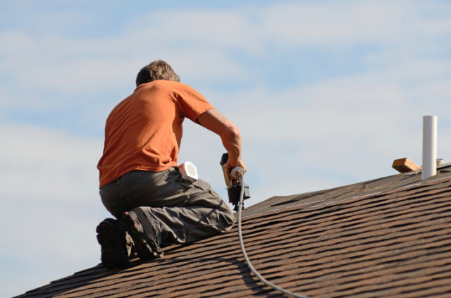 Roofing Contractors: Give Your Customers Something to Talk About with Content Marketing